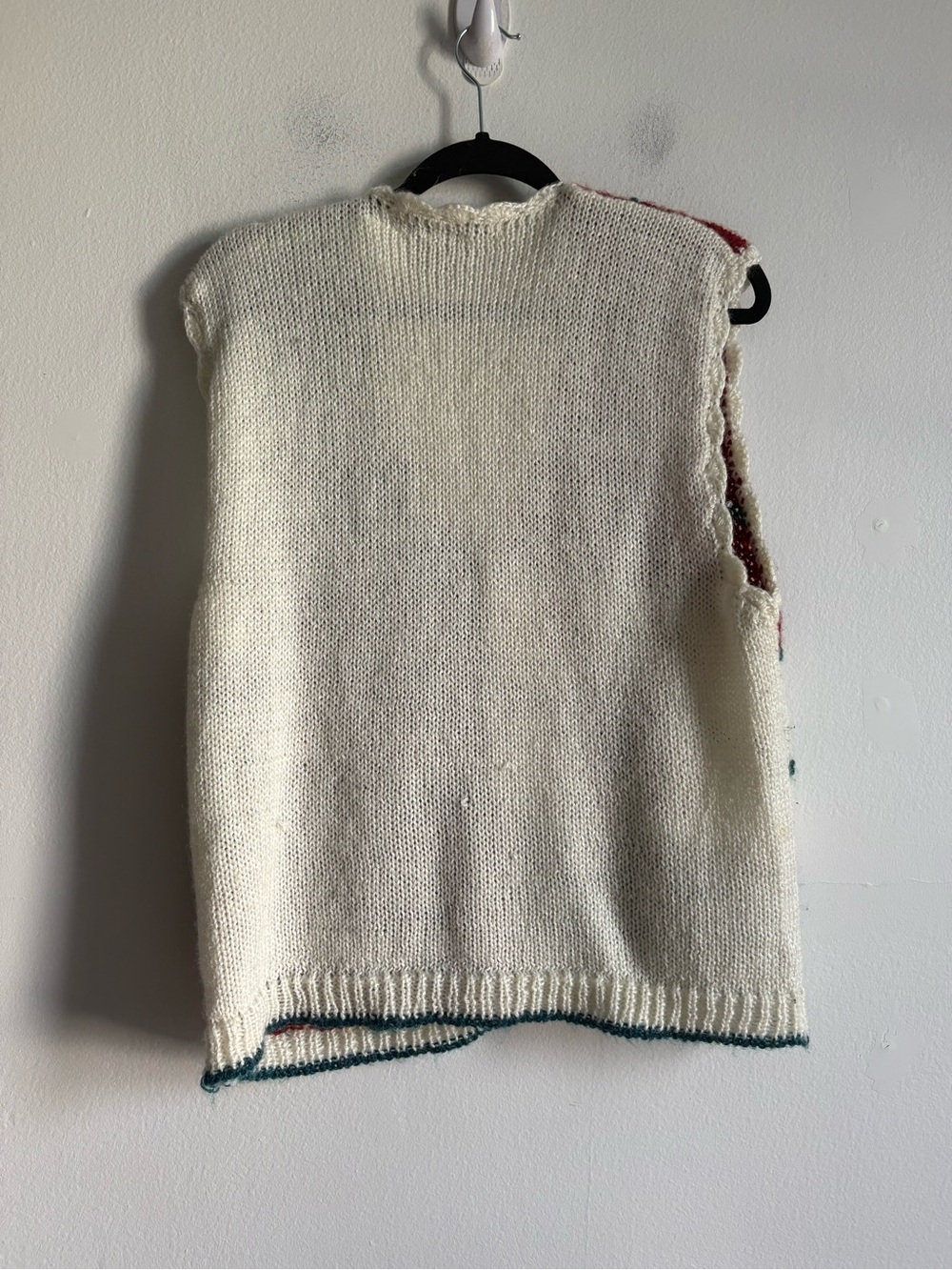 Vintage Sz L Hand Knit Holidays Christmas Winter Grandmacore Sweater Vest - Picture 6 of 7
